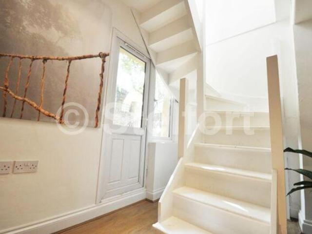 Apartment for rent in Cat Hill