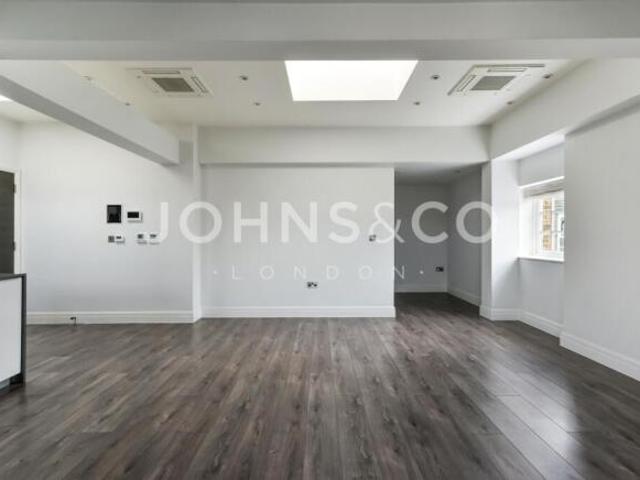 Apartment for rent in Brentford, Greater London