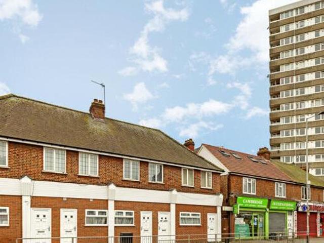 House for rent in Kingston Upon Thames, Greater London