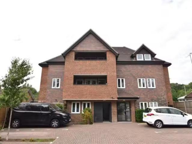 Apartment for rent in London Borough of Croydon, Hillview