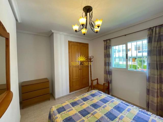 Apartamento en alquiler en Torrevieja, La Mata