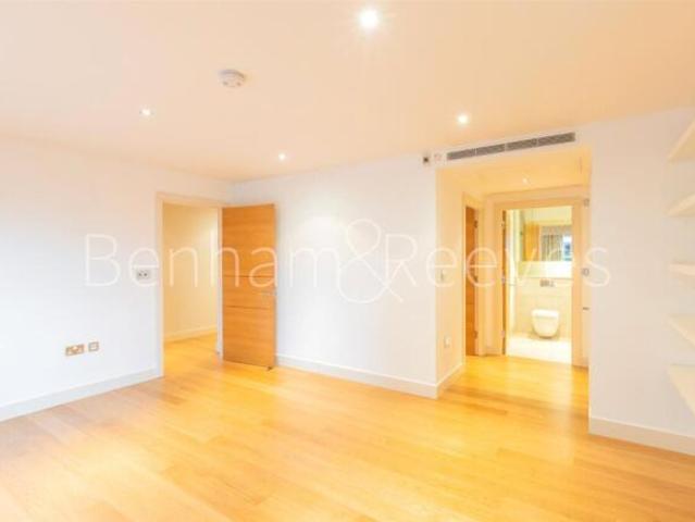 Apartment for rent in Cat Hill