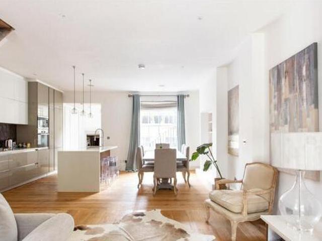House for sale in Lyons, Greater London