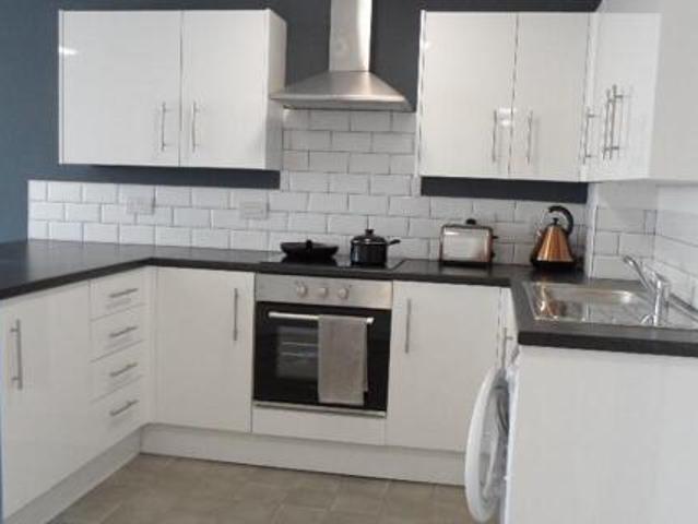 House for rent in Calderstones