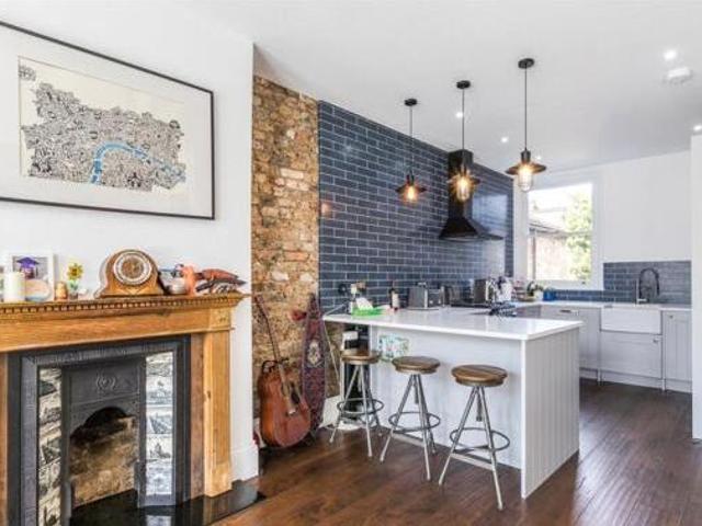 House for rent in Lyons, Greater London