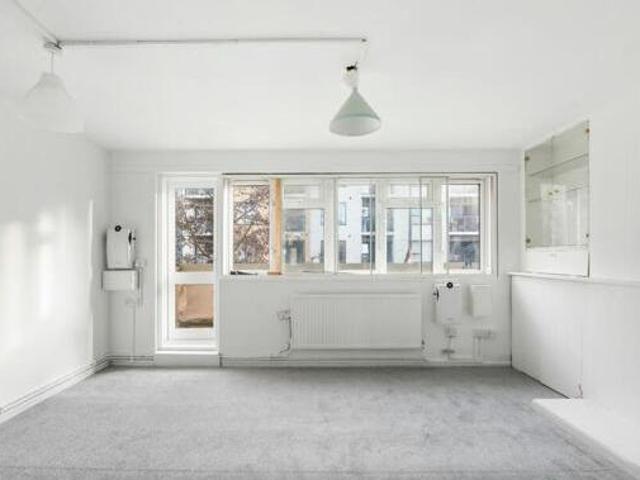 House for rent in Lyons, Greater London
