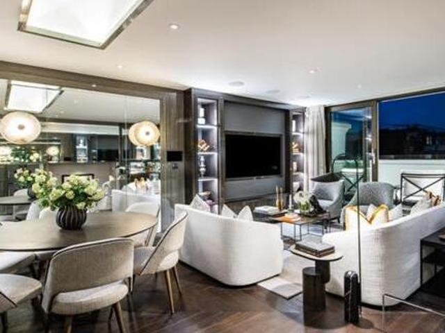 House for sale in Lyons, Greater London