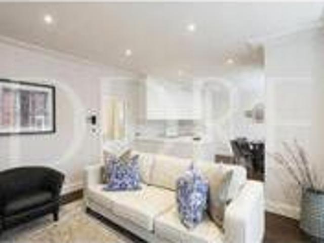 House for sale in City of London, Greater London