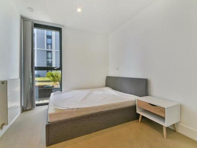Apartment for rent in Little Heath, Greater London