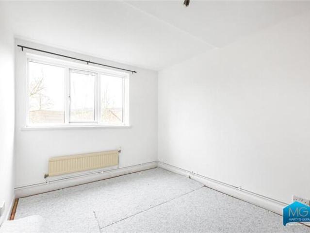 Apartment for rent in East Finchley, Isle Of Man