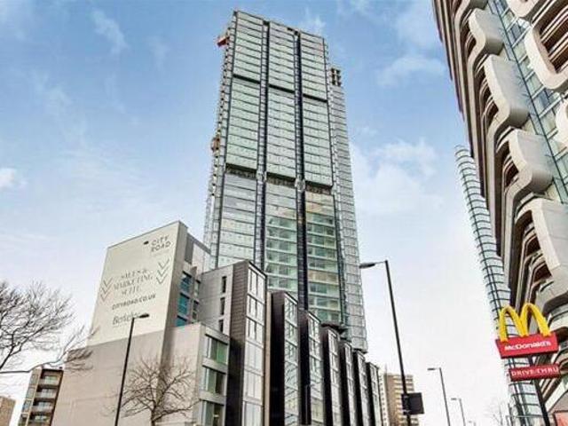 House for sale in City of London, Greater London