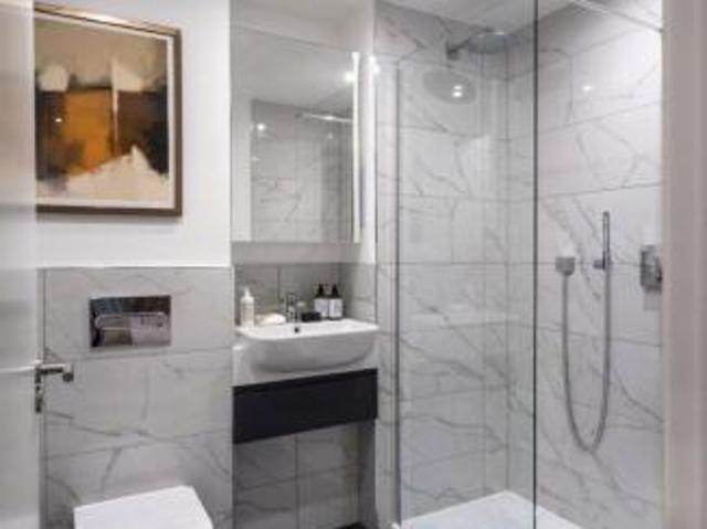 Apartment for rent in Canary Wharf, Greater London