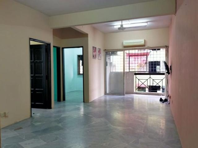 Apartment for rent in Seksyen 52, Petaling Jaya