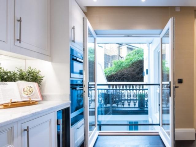 Apartment for rent in Cat Hill, England