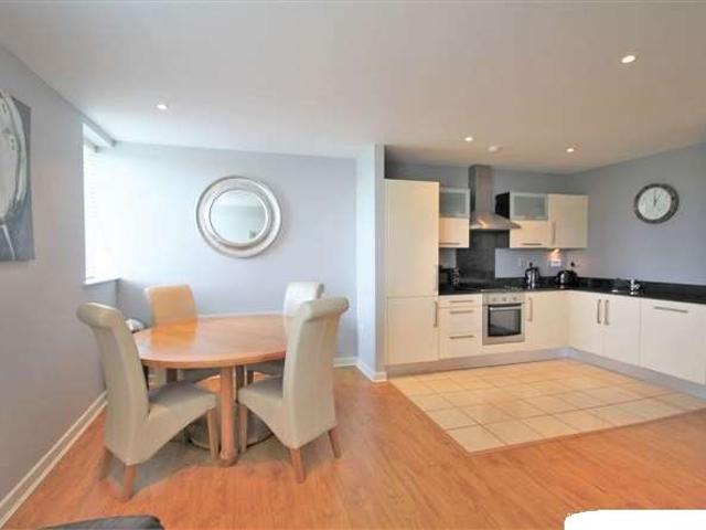 Apartment to rent in Bluebell, North Tipperary