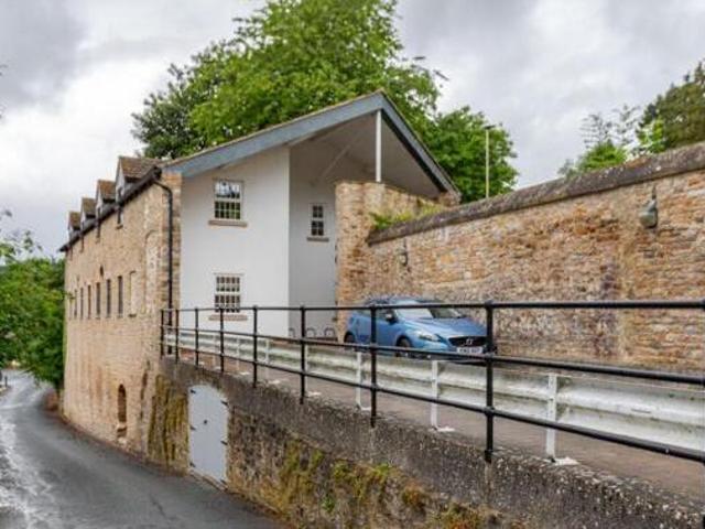 House for rent in Deepcut, Surrey