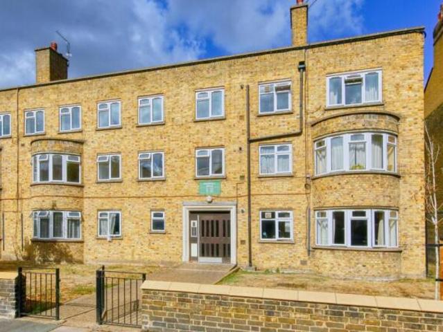 Apartment for rent in Cat Hill