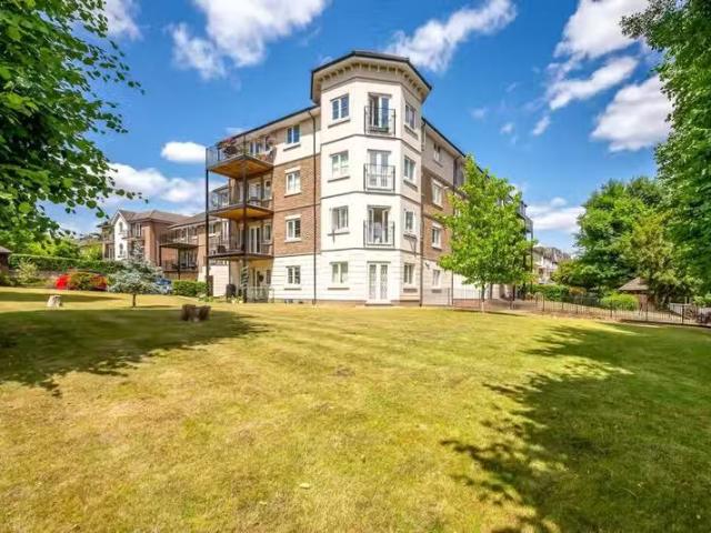 Apartment for rent in Keston, Shortlands