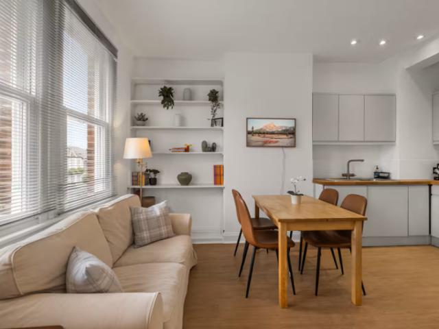Apartment for rent in Cat Hill