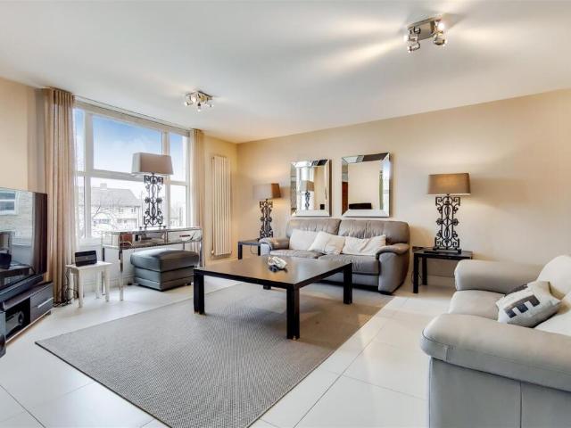 Apartment for rent in St John's Wood, City Of Westminster