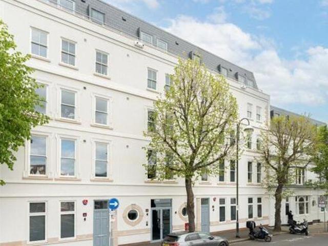 House for rent in Sutton Green, Woking