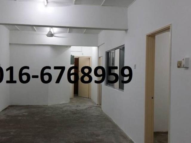 Apartment for rent in Langat, Selangor