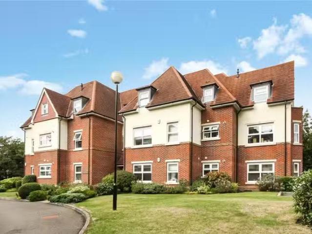 Apartment for rent in Canford Cliffs, Poole