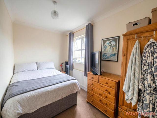 Apartment for rent in Tooting Graveney, Greater London