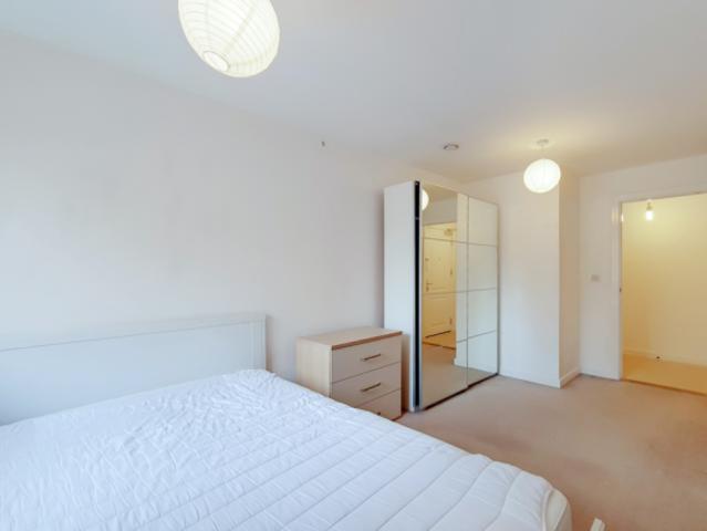 Apartment for rent in Sirhowy, Wales