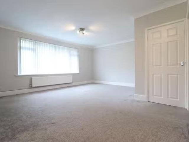 Apartment for rent in Falcon Lodge, Wales