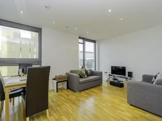 Apartment for rent in Calderstones