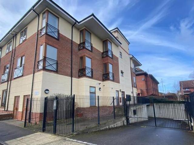 House for rent in Uxbridge, Greater London
