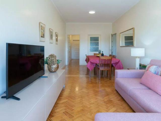 Apartamento alugar em Conjunto Urbano da Ribeira, Porto
