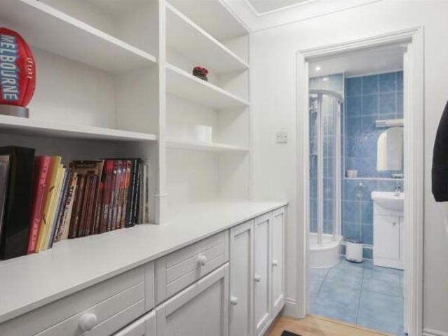 Apartment for rent in Cat Hill