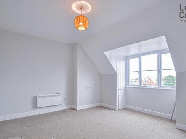 House for rent in Blackhills, Surrey