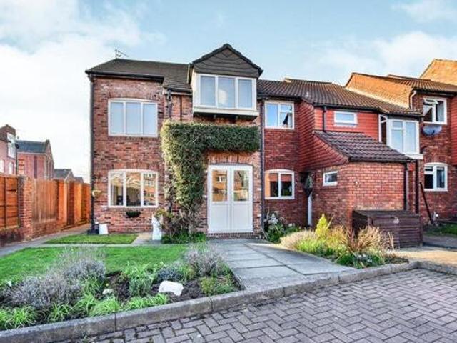 House for rent in Fulshaw Park, Wilmslow