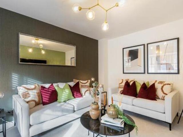 House for rent in Lyons, Greater London