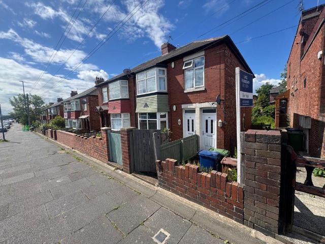 Flat for sale in Heaton, Tyne And Wear