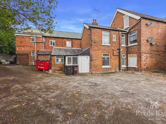 Flat for sale in Middlewich