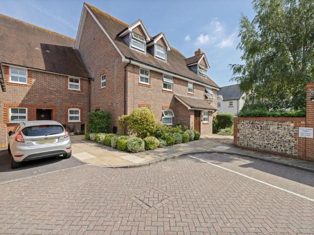 Flat for sale in Chichester, Littlecote