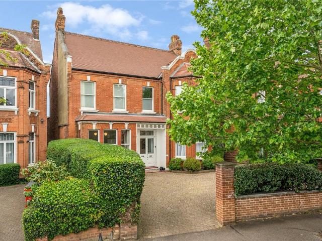 Flat for sale in Mapesbury, Greater London