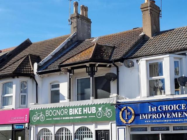 Flat for sale in Clapham, West Sussex