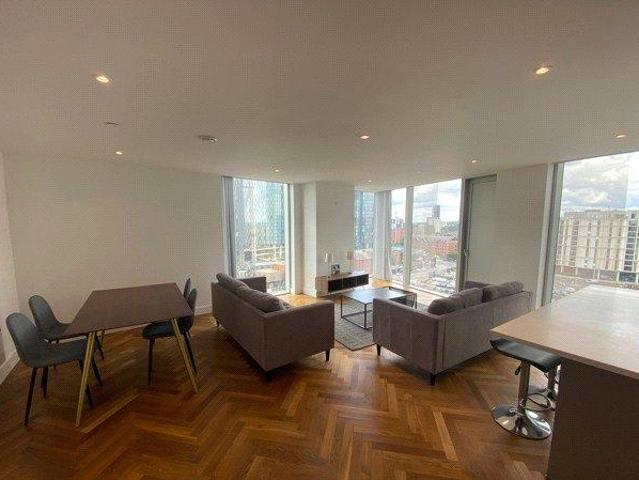 Flat for sale in City Centre, Georgia