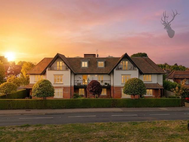 Flat for sale in Debden Green, Epping Forest