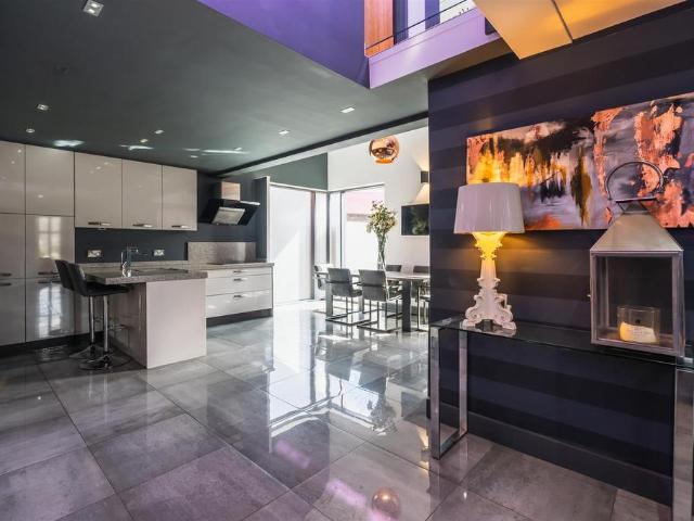 Flat for sale in Kenwood, South Yorkshire