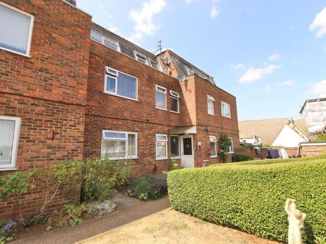 Flat for sale in Potton, Bedfordshire