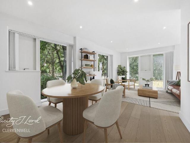 Flat for sale in Finsbury, Greater London
