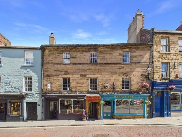 Flat for sale in Alnwick, Northumberland