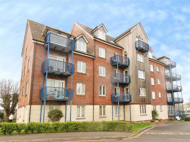 Flat for sale in Weymouth, East Dorset