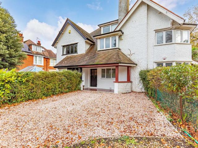 Flat for sale in Winton, Bournemouth
